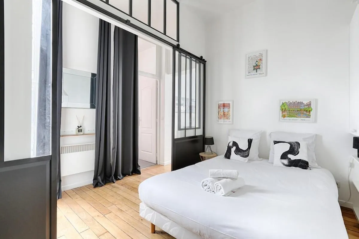 Wonderful Apartment Pompidou 4P Paris