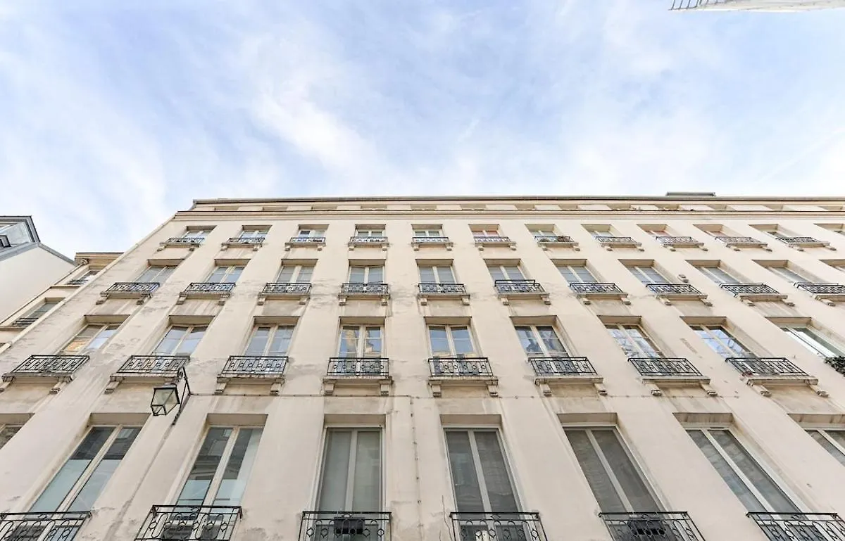 Wonderful Apartment Pompidou 4P Paris