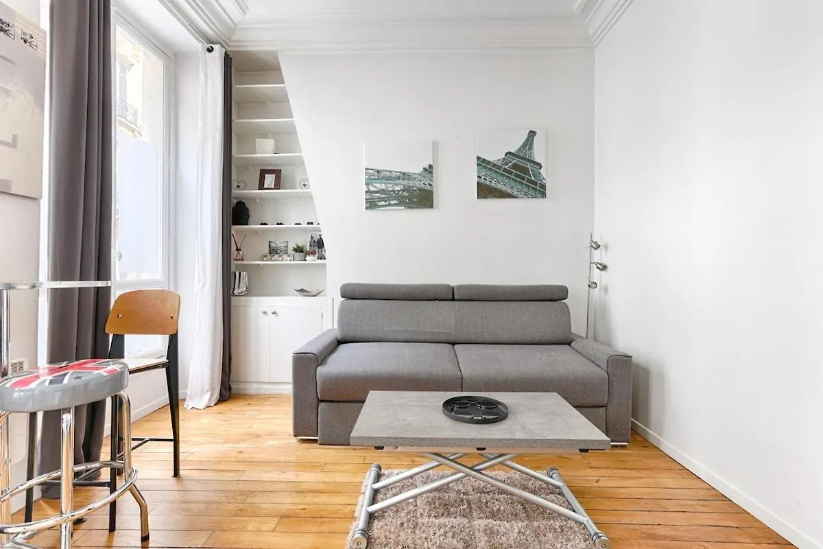 Wonderful Apartment Pompidou 4P Paris France