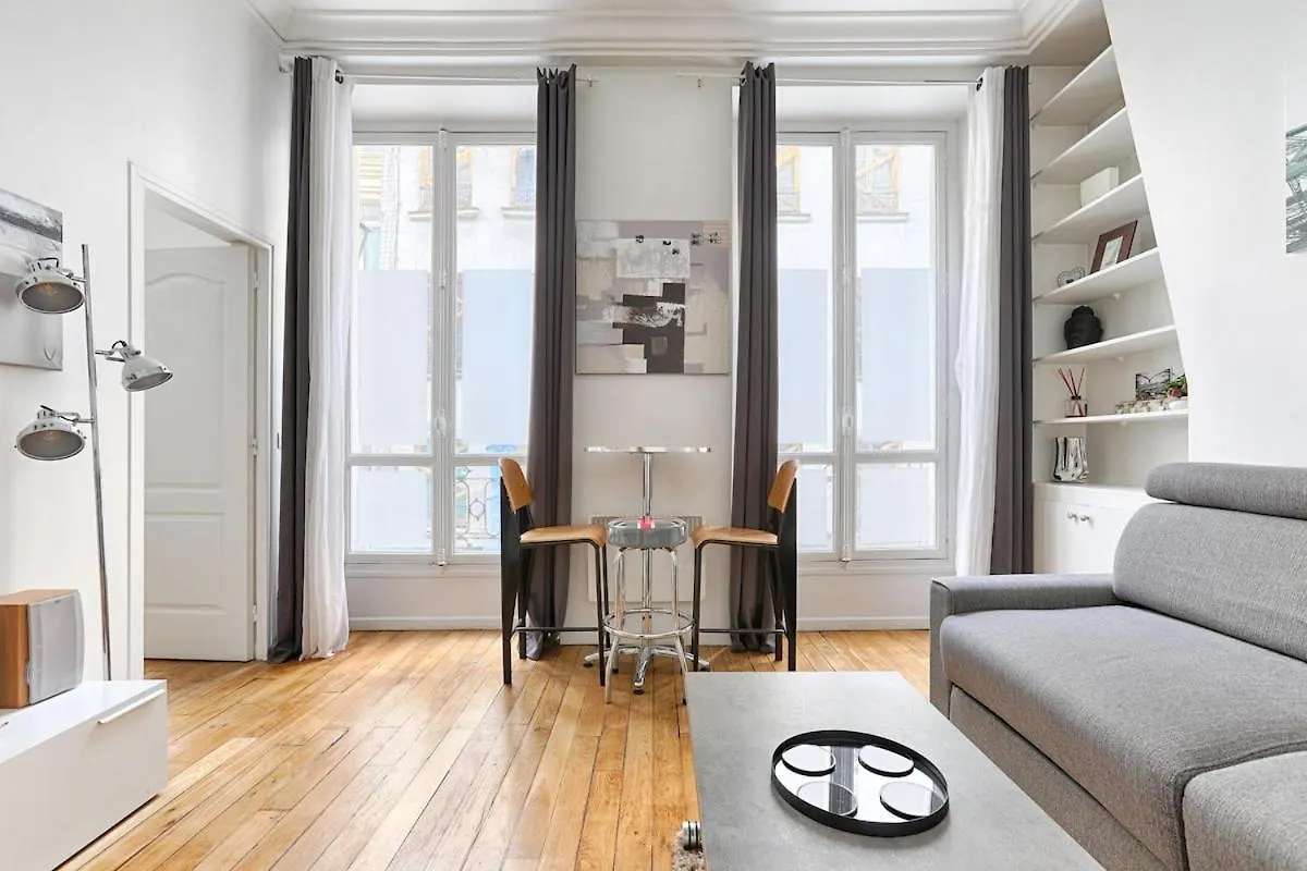 Wonderful Apartment Pompidou 4P Paris